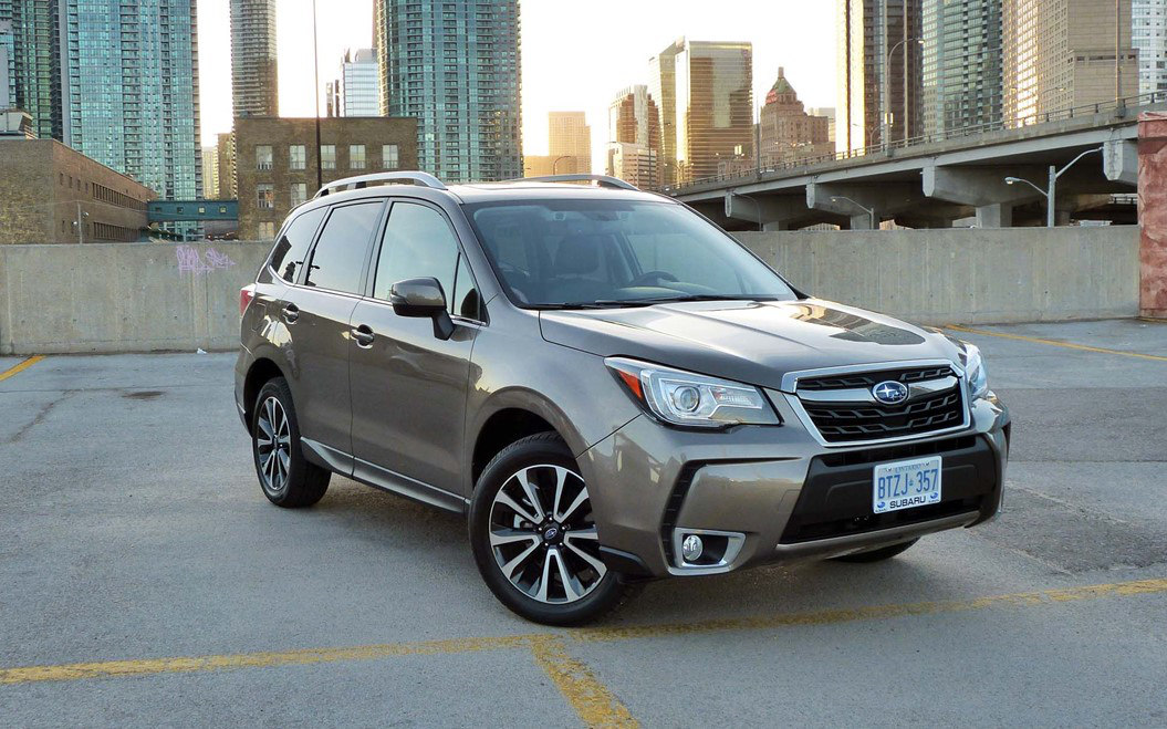Comparison Subaru Forester Limited 2018 vs Toyota Highlander LE